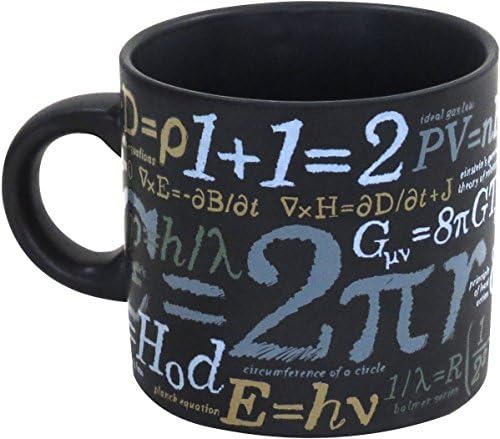 Кафеена чаша с математически формули - Разсъждавайте върху известни математически уравнения, докато се наслаждавате